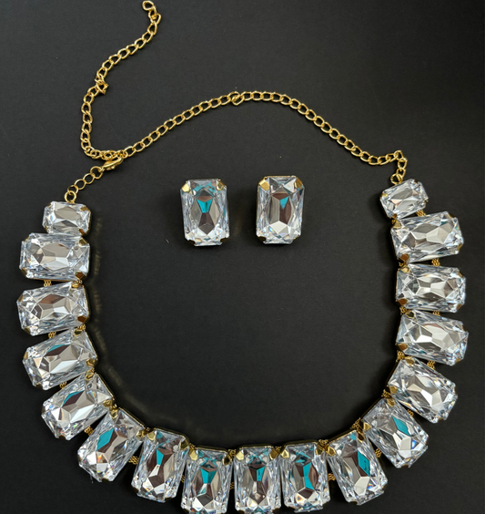 Emerald Cut in Gold